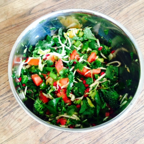 raw vegan salad spinach tomato zucchini